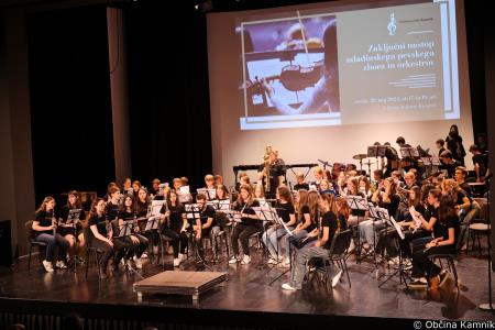 Koncert orkestrov in pevskega zbora Glasbene šole Kamnik  (28)